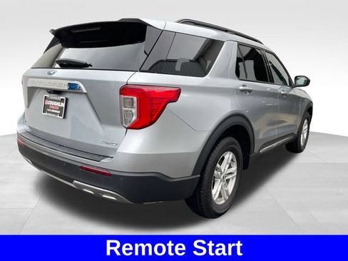 Used 2023 Ford Explorer XLT w/ Equipment Group 202A AWD/4WD image 5