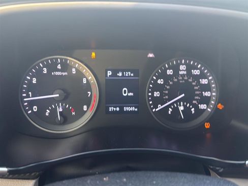 Used 2021 Hyundai Tucson Sport image 2