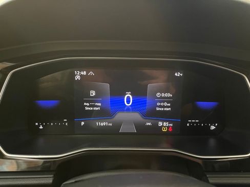 Used 2024 Volkswagen Jetta SE w/ Panoramic Sunroof Package image 22