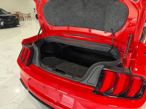 Used 2020 Ford Mustang Premium image 11