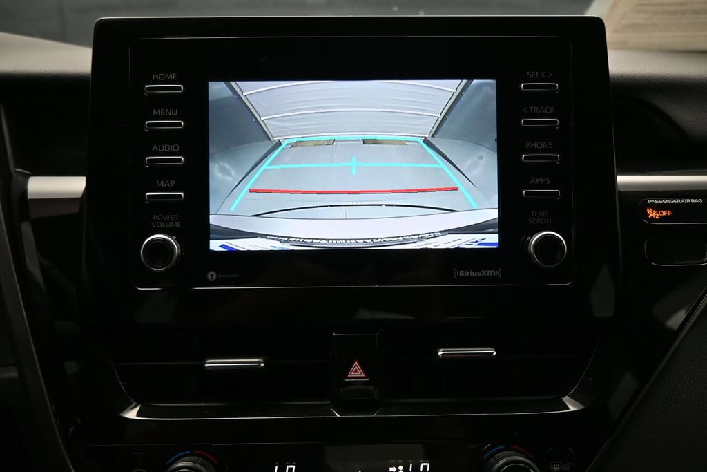 Used 2022 Toyota Camry SE FWD image 22