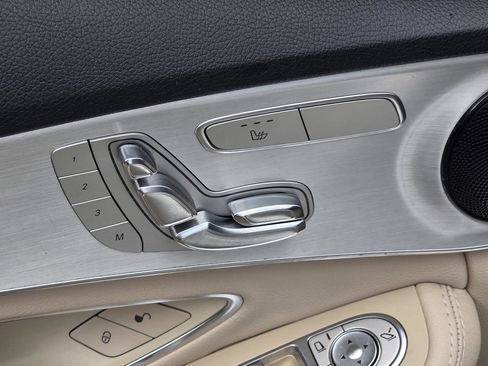 Used 2016 Mercedes-Benz C 300 Sedan image 29