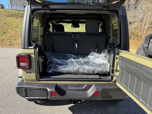 New 2026 Jeep Wrangler Sport AWD/4WD image 15