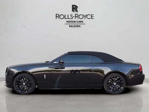 Used 2018 Rolls-Royce Dawn RWD image 4