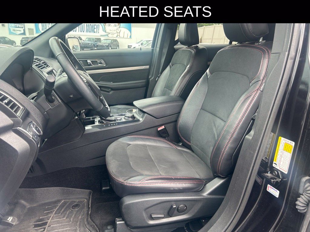 Used 2019 Ford Explorer XLT w/ Equipment Group 202A AWD/4WD image 13