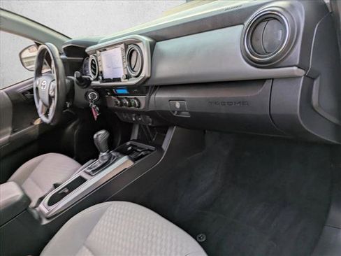 Certified 2021 Toyota Tacoma SR5 image 20