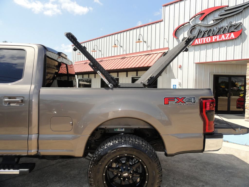 Used 2019 Ford F250 Lariat w/ Chrome Package AWD/4WD image 8