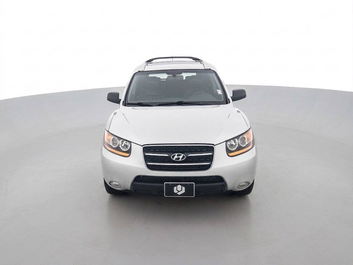 Used 2009 Hyundai Santa Fe Limited FWD image 2
