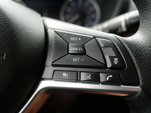 Certified 2024 Nissan Sentra SV FWD image 29