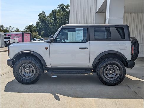 Used 2025 Ford Bronco Badlands AWD/4WD image 10