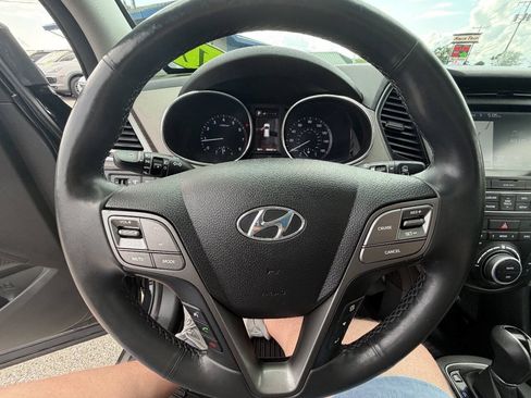 Used 2017 Hyundai Santa Fe Sport AWD/4WD image 18