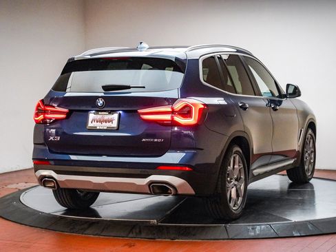 Used 2023 BMW X3 xDrive30i w/ Premium Package w/ZPA image 7