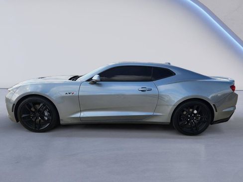 Used 2023 Chevrolet Camaro LT w/ Technology Package RWD image 5