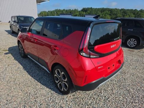 Certified 2025 Kia Soul EX FWD image 4