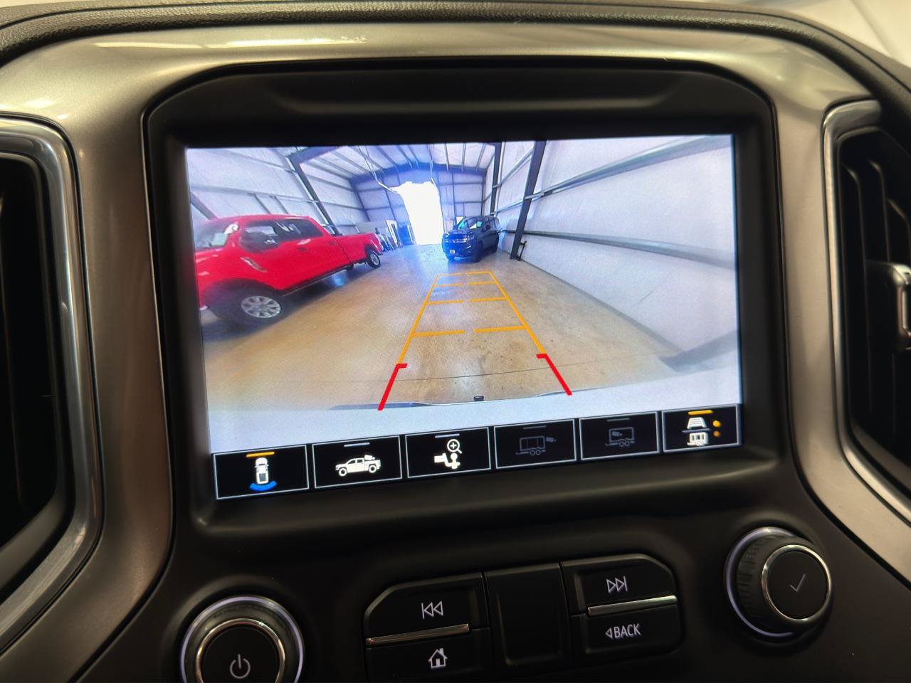 Used 2020 Chevrolet Silverado 1500 RST AWD/4WD image 24