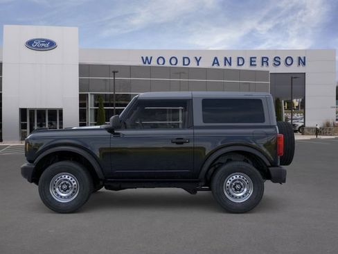 New 2026 Ford Bronco 2-Door AWD/4WD image 3