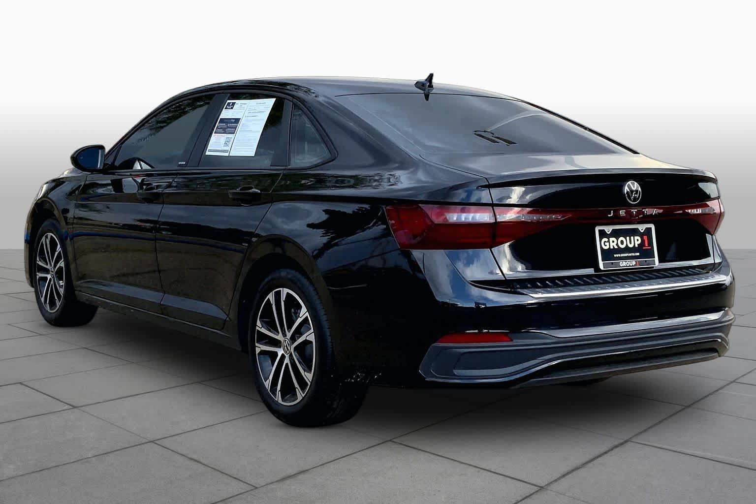 Used 2026 Volkswagen Jetta Sport FWD image 11