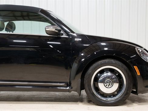 Used 2013 Volkswagen Beetle 2.5 image 11