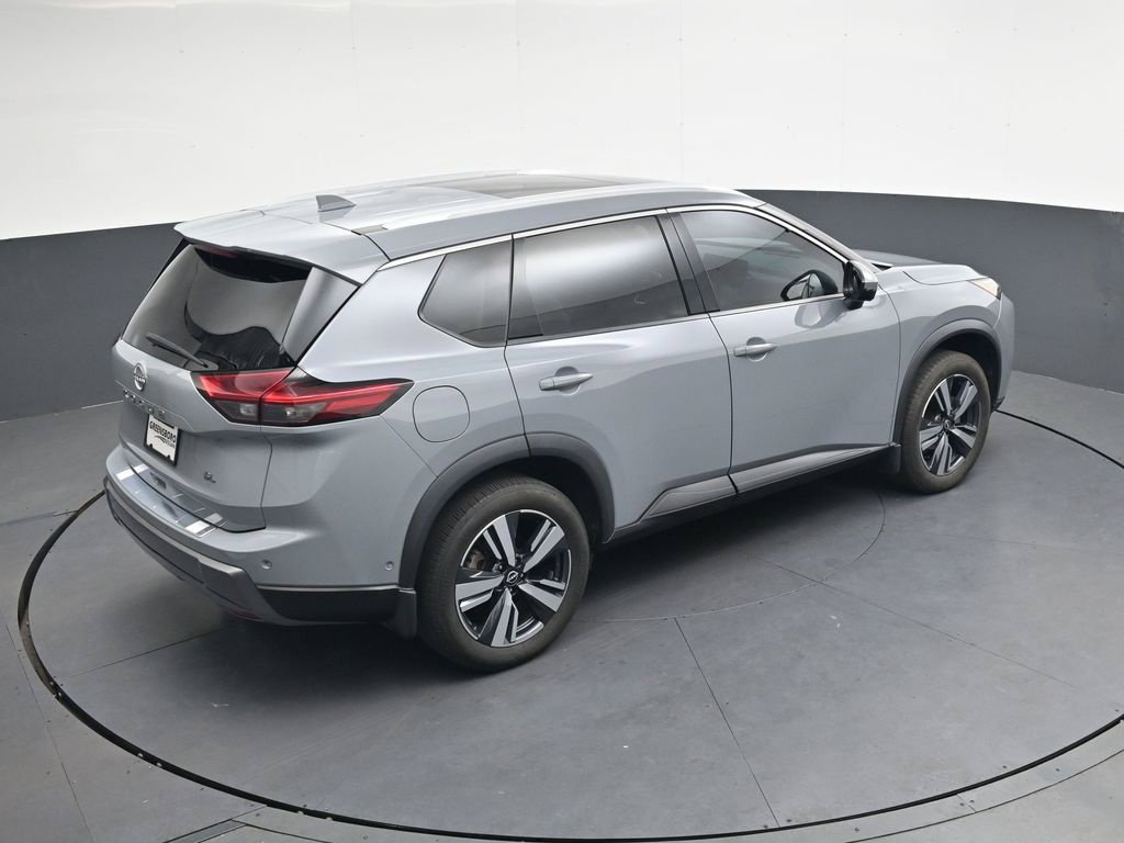 Used 2024 Nissan Rogue SL w/ SL Premium Package FWD image 30