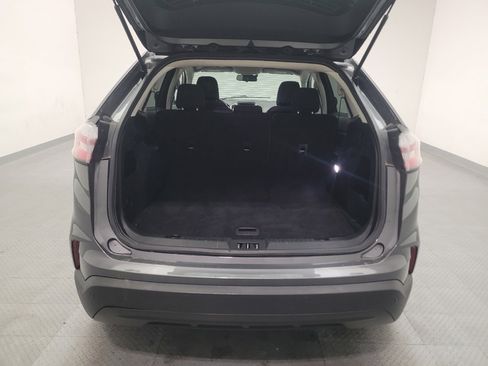 Used 2021 Ford Edge SE FWD image 29
