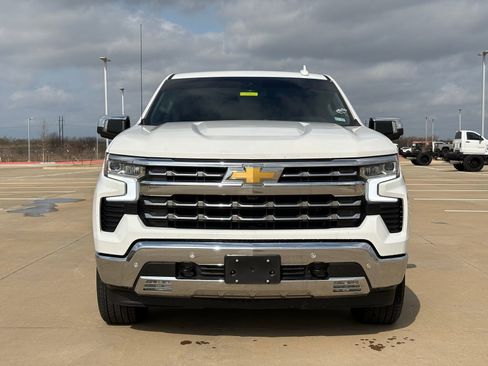 Certified 2025 Chevrolet Silverado 1500 LTZ image 2