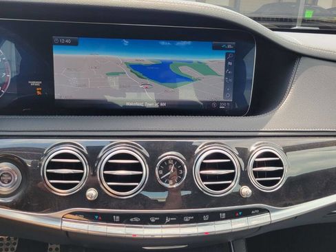 Used 2019 Mercedes-Benz S 560 4MATIC Sedan image 15