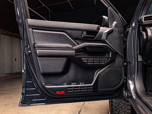 Used 2026 Toyota Tacoma SR5 image 27