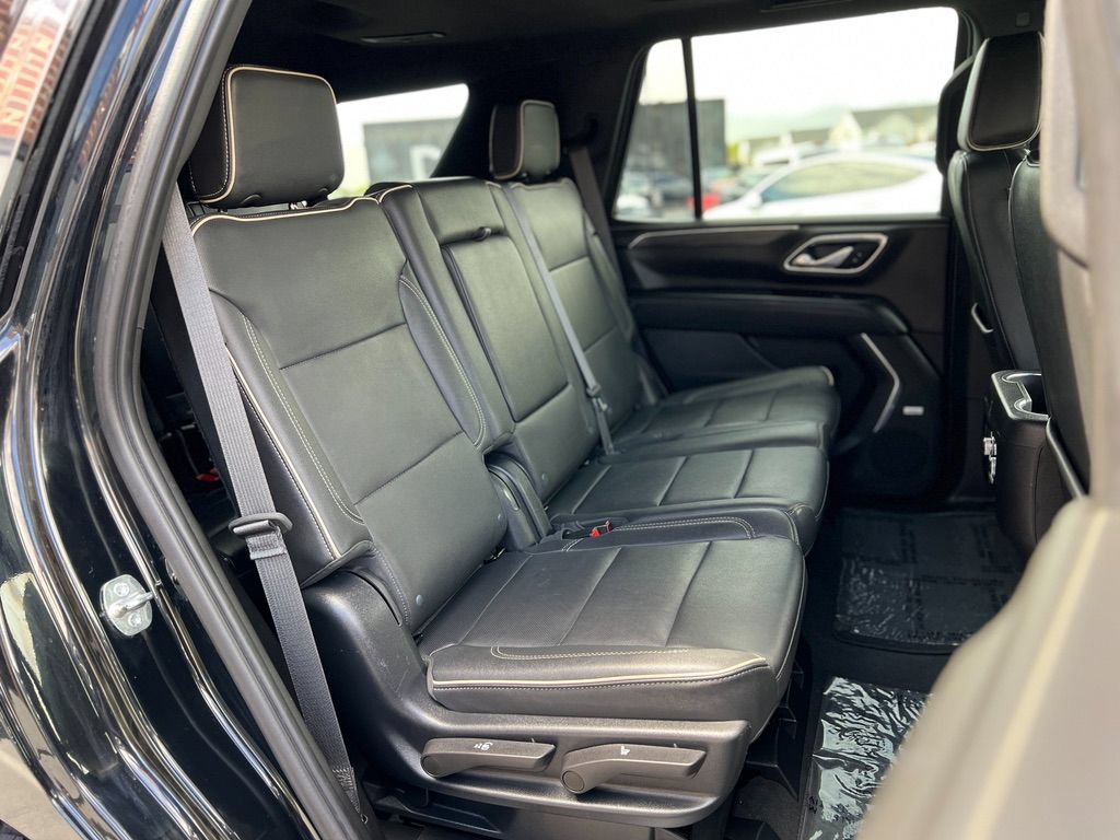 Used 2023 GMC Yukon SLT w/ Max Trailering Package AWD/4WD image 27