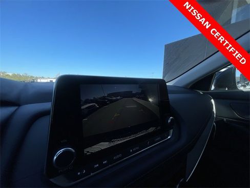 Certified 2025 Nissan Rogue S image 17