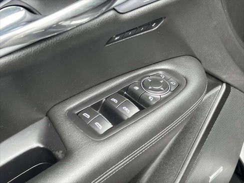 Used 2024 Cadillac XT6 Premium Luxury AWD/4WD image 19