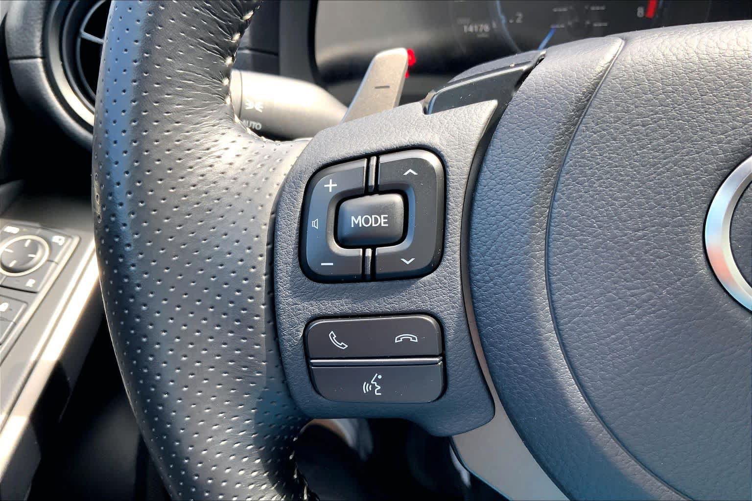 Used 2025 Lexus IS 350 F Sport AWD/4WD image 23
