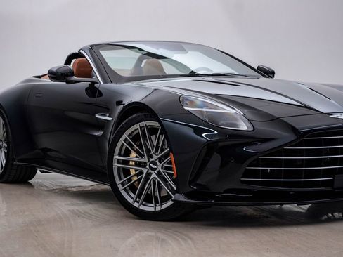New 2026 Aston Martin V8 Vantage Roadster image 2