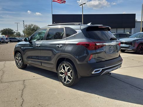 Certified 2023 Kia Seltos SX image 6