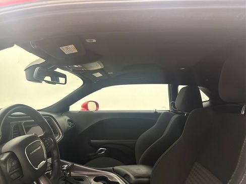 Used 2019 Dodge Challenger R/T RWD image 29