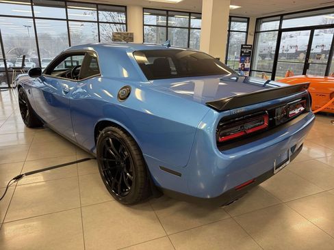 Used 2023 Dodge Challenger SRT Hellcat image 4