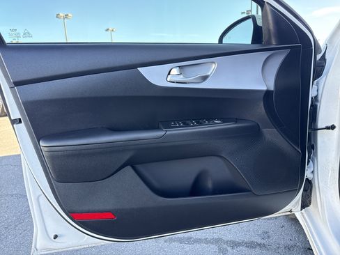 Used 2024 Kia Forte LX image 14