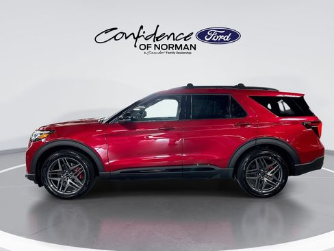 New 2026 Ford Explorer ST-Line w/ ST-Line Street Pack RWD image 5