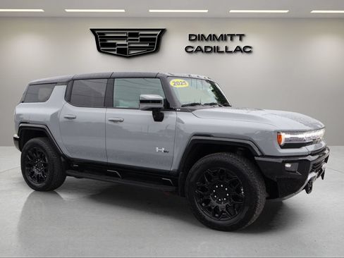 Used 2025 GMC Hummer EV 2X AWD/4WD image 3