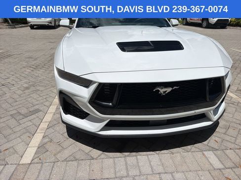 Used 2025 Ford Mustang GT Premium RWD image 18
