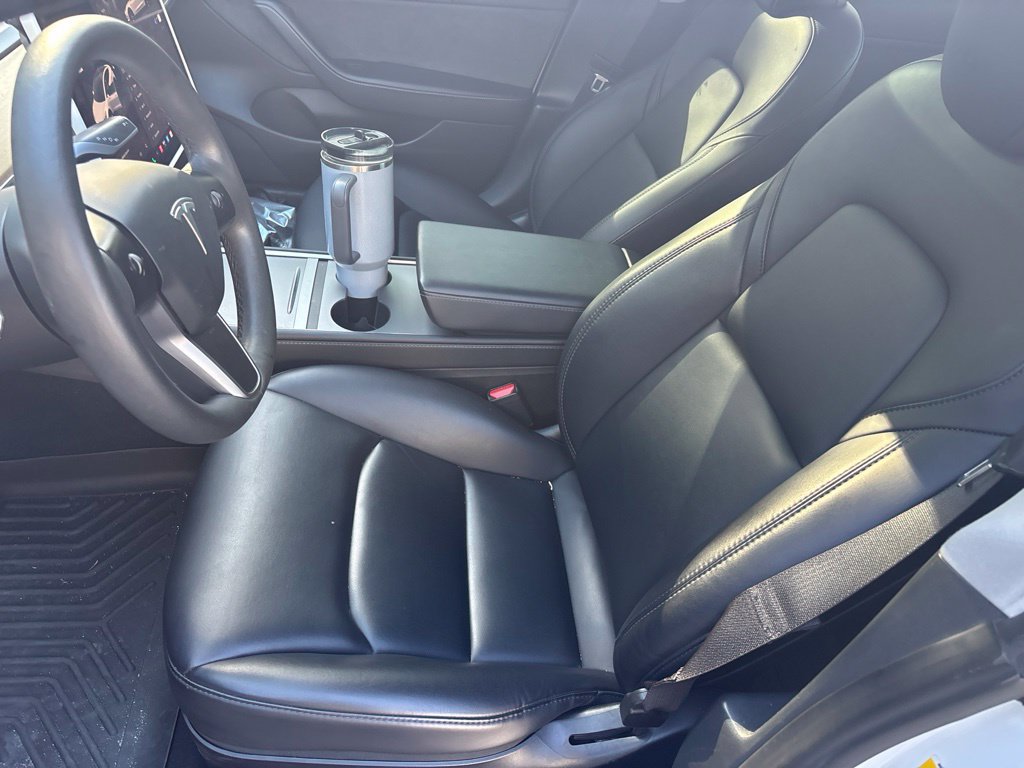 Used 2023 Tesla Model 3 Standard Range RWD image 4