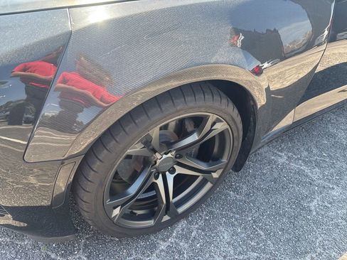 Used 2021 Chevrolet Camaro LT image 8