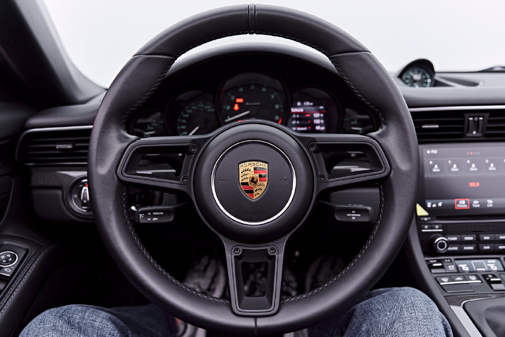 Used 2019 Porsche 911 Speedster w/ Chrono Package RWD image 56