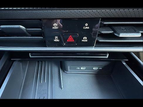 New 2026 Volkswagen Atlas Cross Sport SE FWD image 23