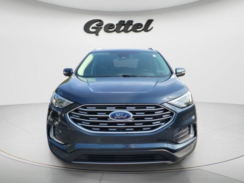 Used 2022 Ford Edge Titanium AWD/4WD image 2