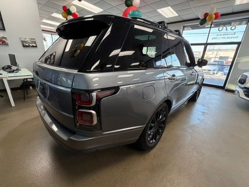 Used 2020 Land Rover Range Rover HSE image 12