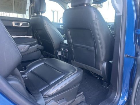 Used 2021 Ford Explorer XLT w/ Equipment Group 202A image 27