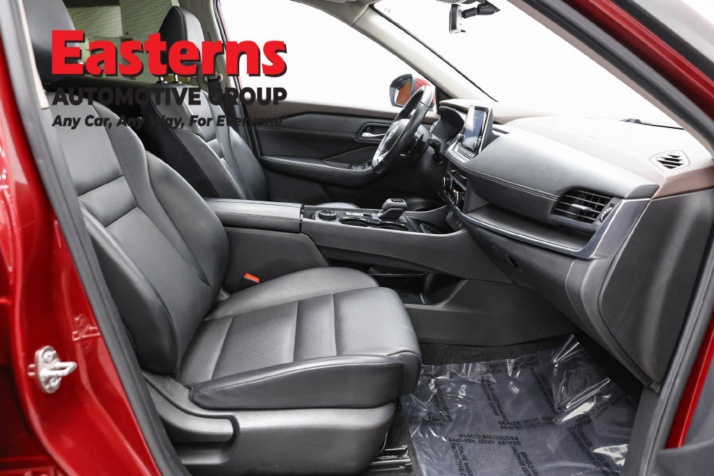 Used 2023 Nissan Rogue SV w/ SV Premium B Package AWD/4WD image 25
