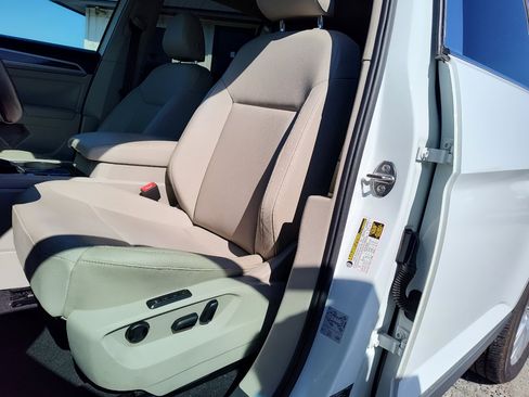 Used 2019 Volkswagen Atlas SEL image 18