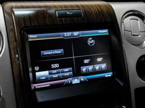 Used 2014 Ford F150 Lariat w/ Equipment Group 502A Luxury AWD/4WD image 33