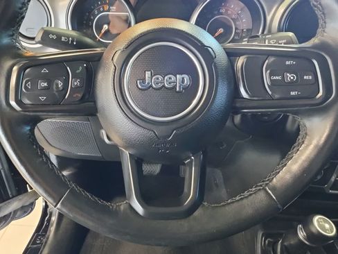 Used 2022 Jeep Wrangler Unlimited Sport AWD/4WD image 19